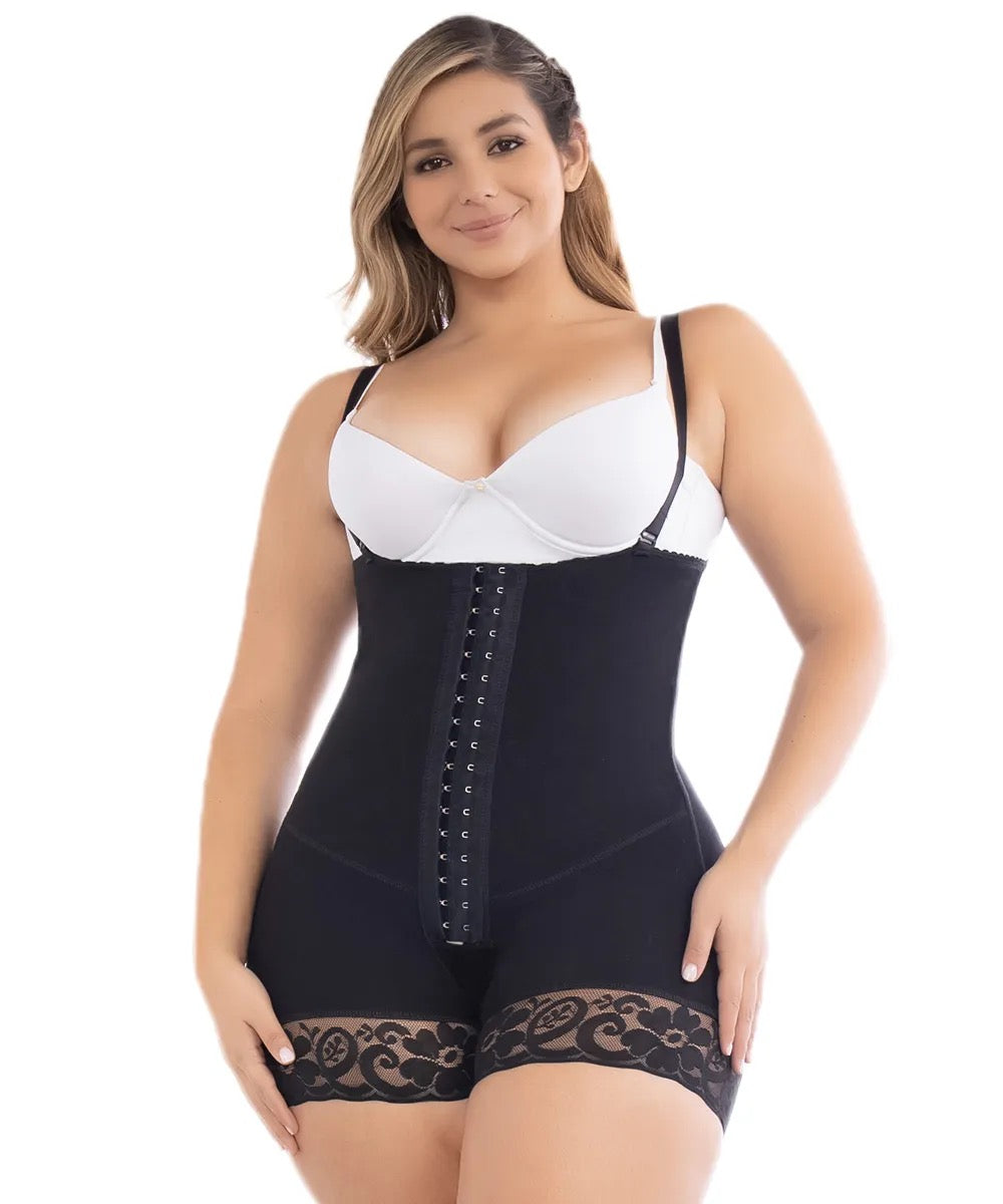 230 - Strapless Ultra Enchancement Girdle